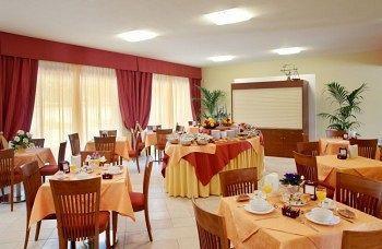 Hotel Canova 3*